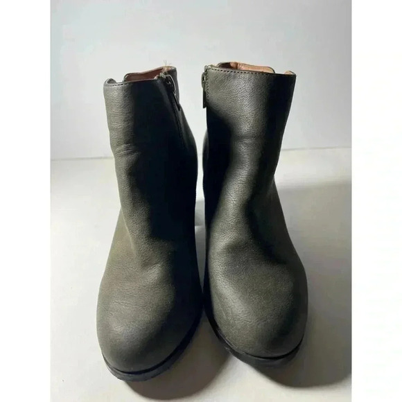Olive Green Women's Ankle Boots - Picture 1 of 8